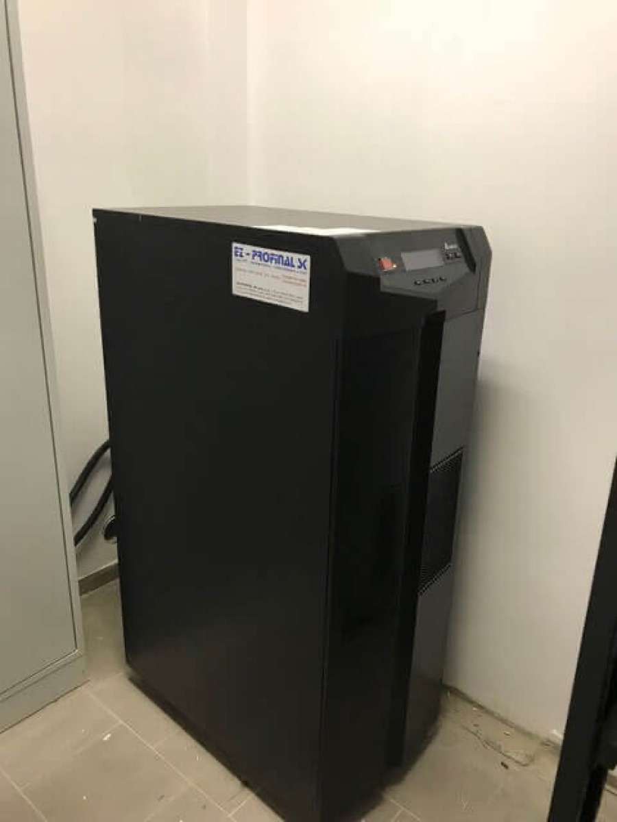 UPS Delta